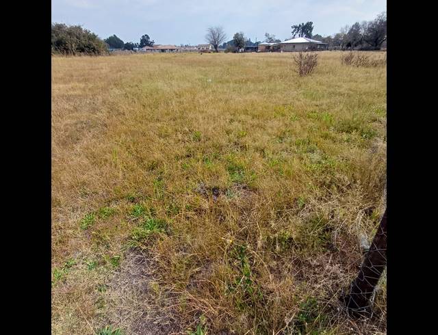 2,000M² VACANT LAND FOR SALE IN KOOKRUS